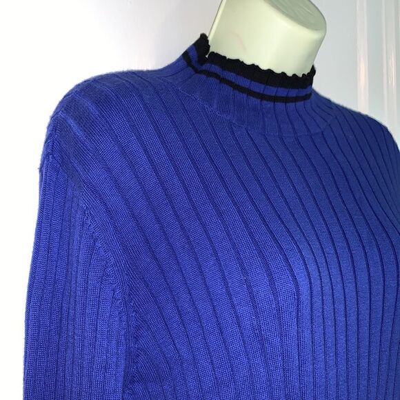 Susan Bristol purply/blue ribbed turtleneck sweater - Picture 4 of 8